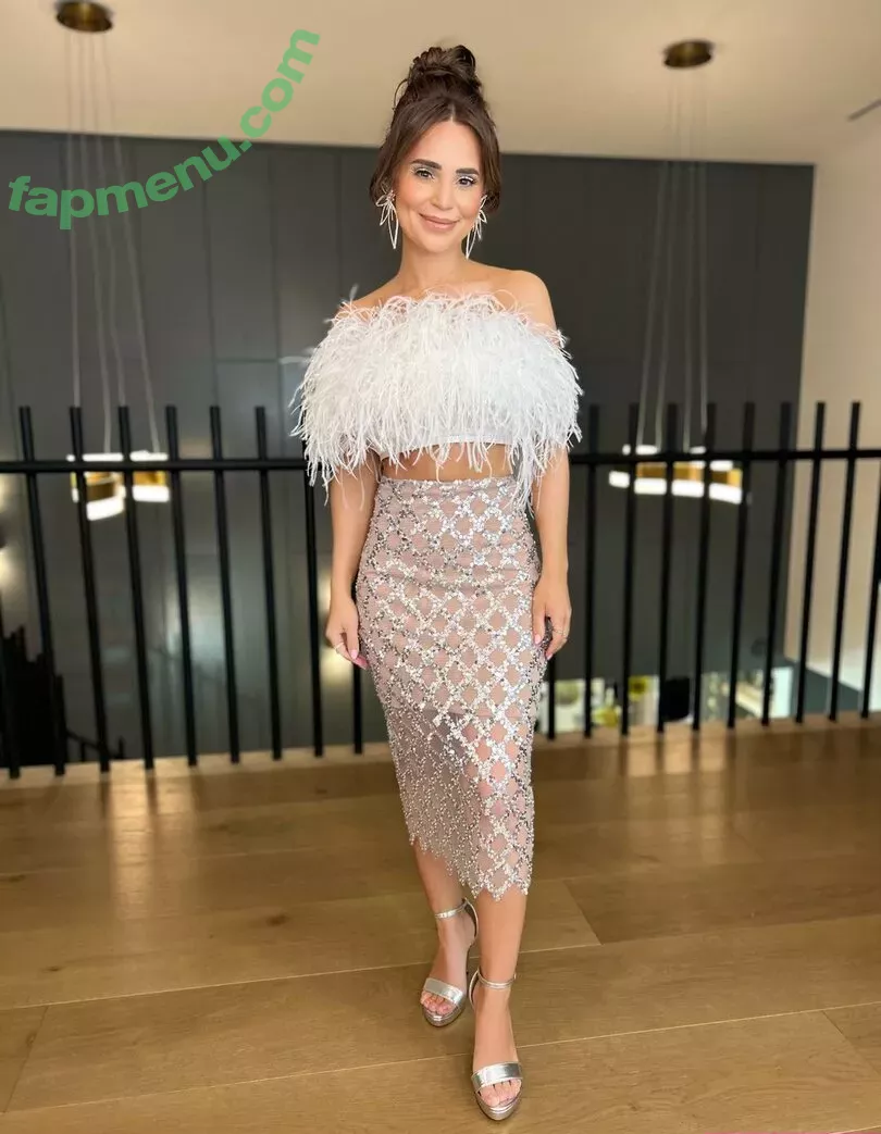 Rosanna Pansino nude photo #0131 (rosannapansino)