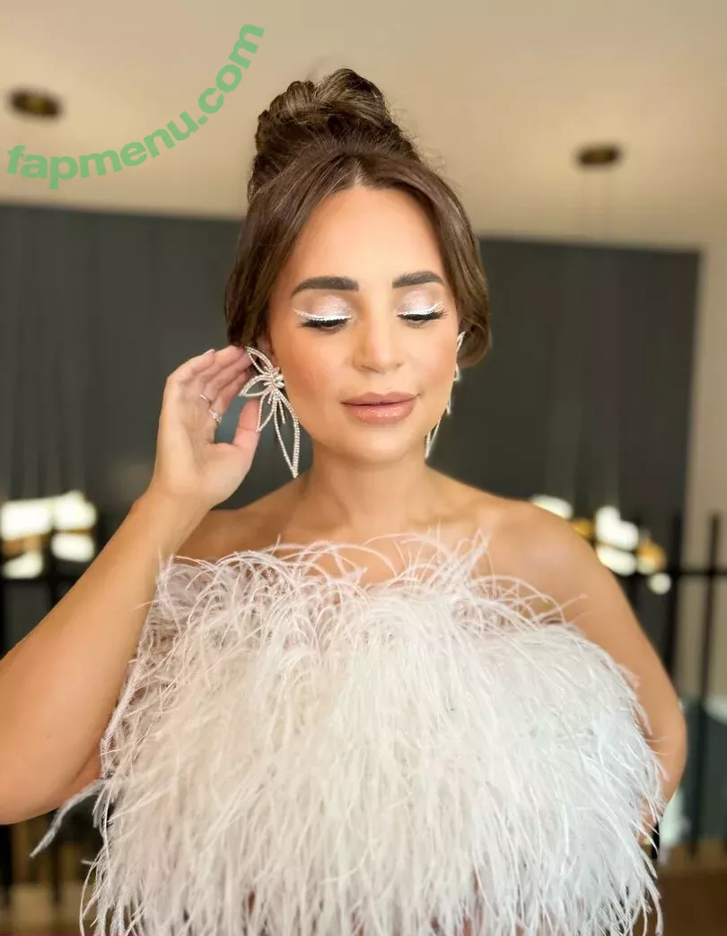 Rosanna Pansino nude photo #0135 (rosannapansino)