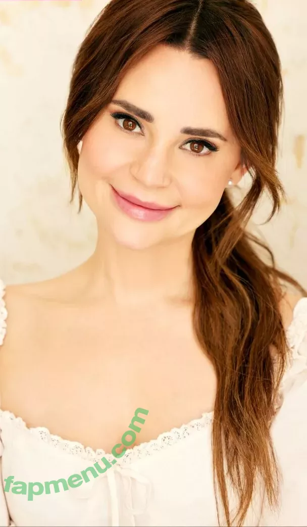 Rosanna Pansino nude photo #0302 (rosannapansino)