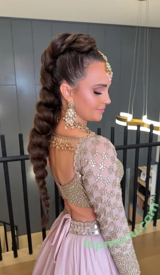 Rosanna Pansino nude photo #0669 (rosannapansino)