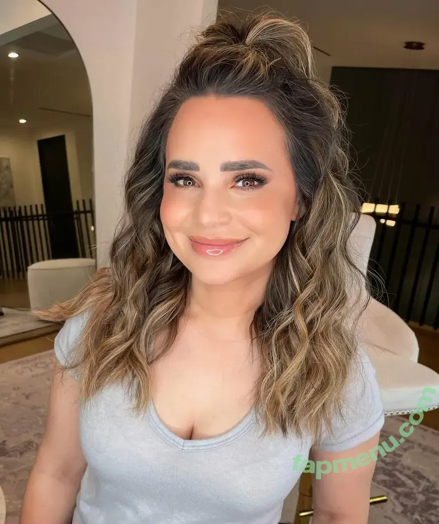 Rosanna Pansino nude photo #0672 (rosannapansino)