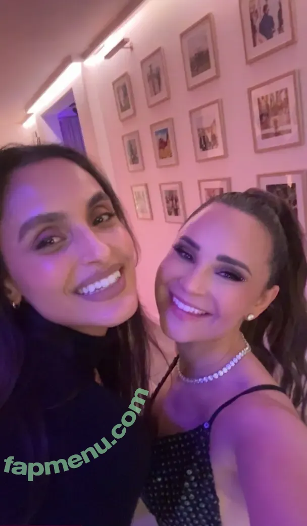 Rosanna Pansino nude photo #0684 (rosannapansino)