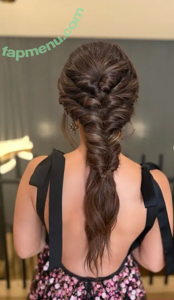 Rosanna Pansino nude photo #0686 (rosannapansino)