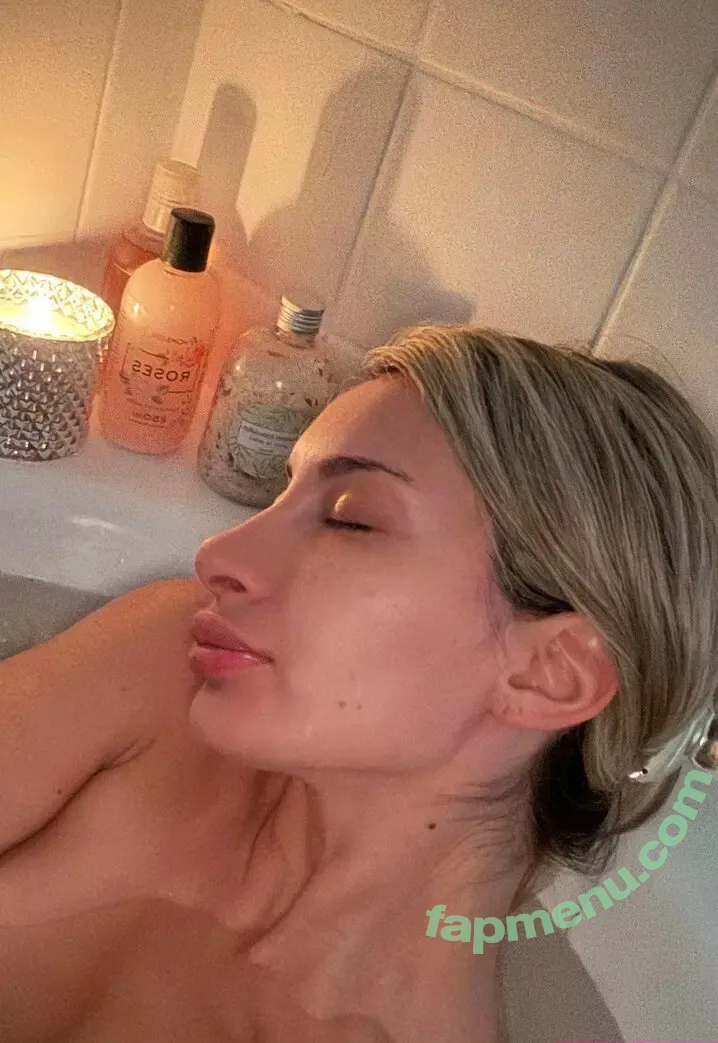 rosanova nude photo #0004 (mia.rosanova)