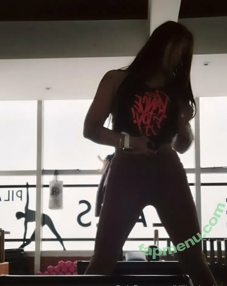 rosario.fox nude photo #0002 (rosario.fox)