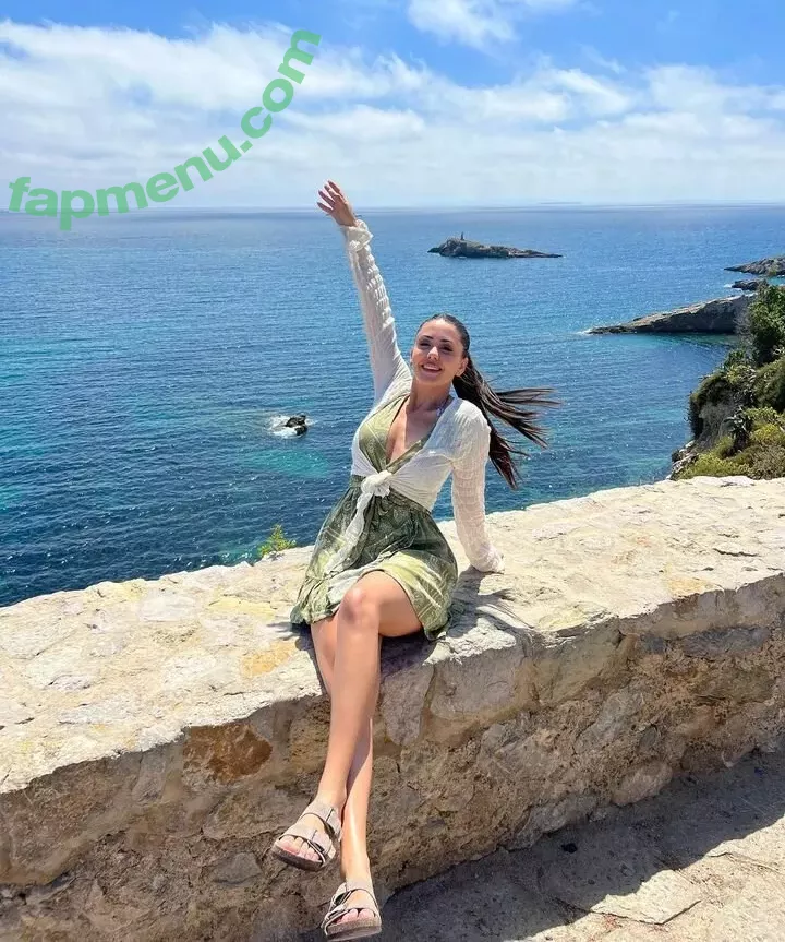 Rosario Matew nude photo #0197 (rosariomatew)