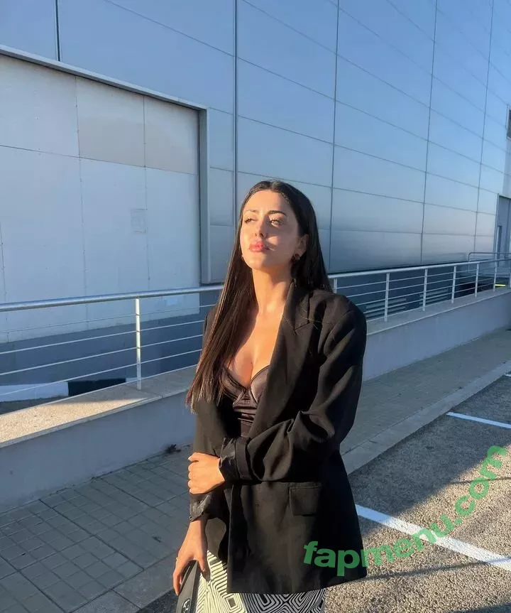 Rosario Matew nude photo #0211 (rosariomatew)