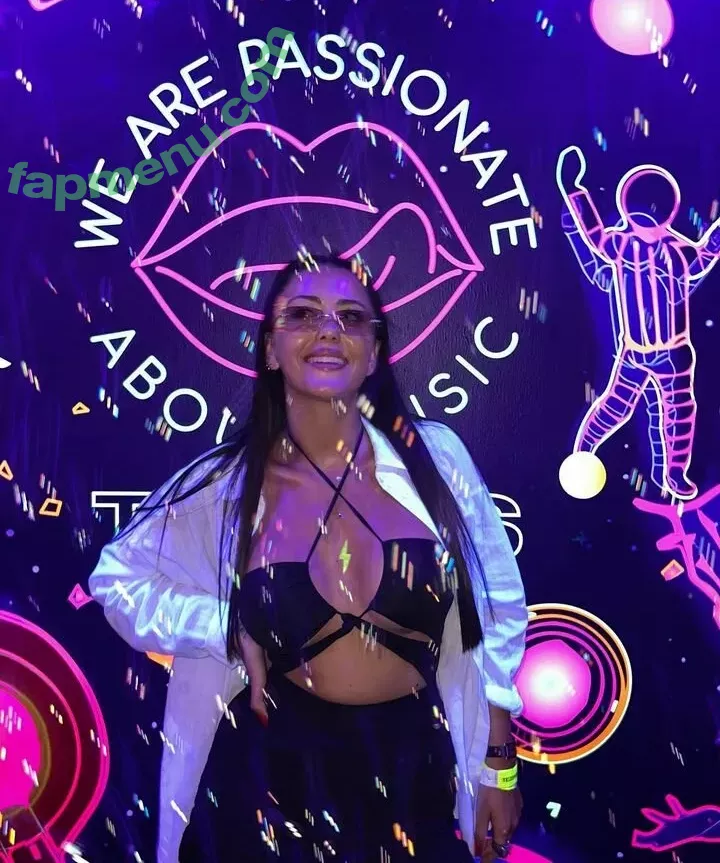 Rosario Matew nude photo #0270 (rosariomatew)