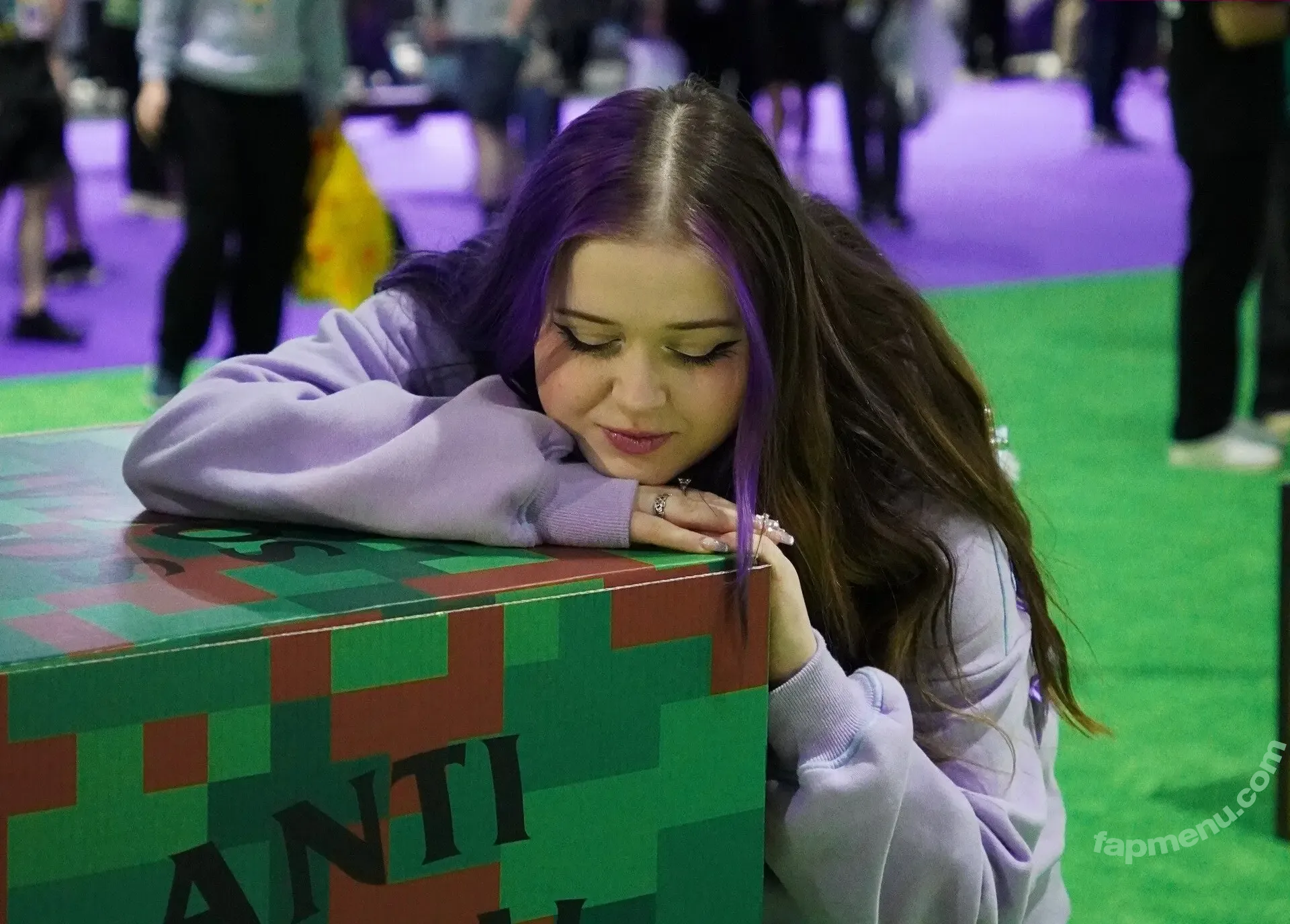 Roscumber nude photo #0035 (Roscumber)