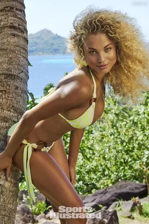 Rose Bertram / rose_bertram nude photo #0089