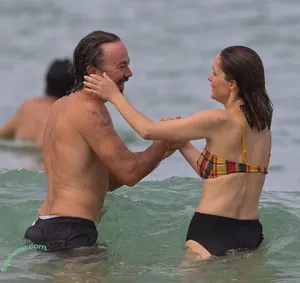 Rose Byrne / fullyrosebyrne nude photo #0203