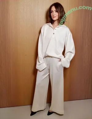 Rose Byrne / fullyrosebyrne nude photo #0468