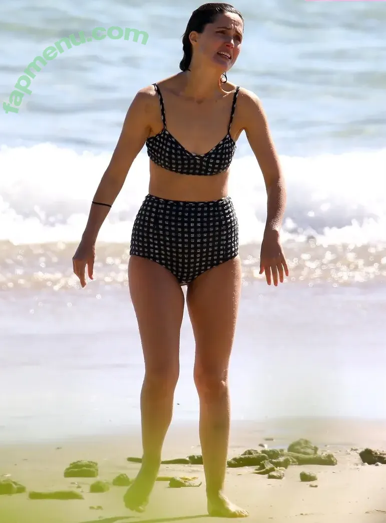 Rose Byrne nude photo #0298 (fullyrosebyrne)