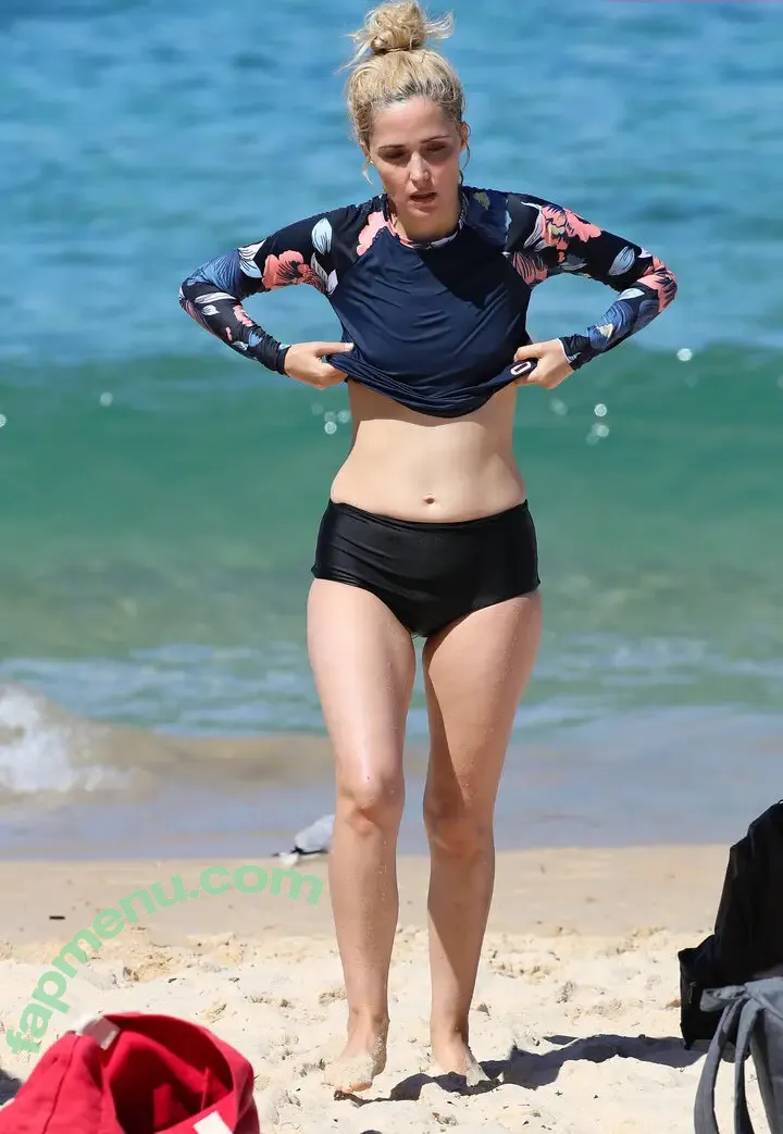 Rose Byrne nude photo #0326 (fullyrosebyrne)