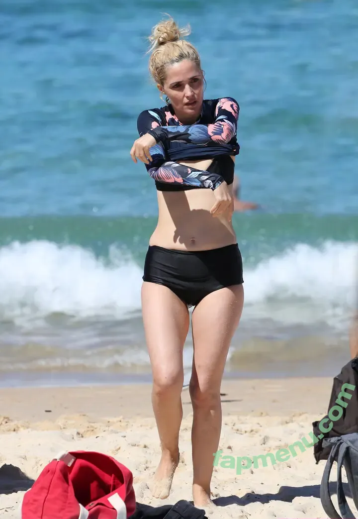 Rose Byrne nude photo #0377 (fullyrosebyrne)
