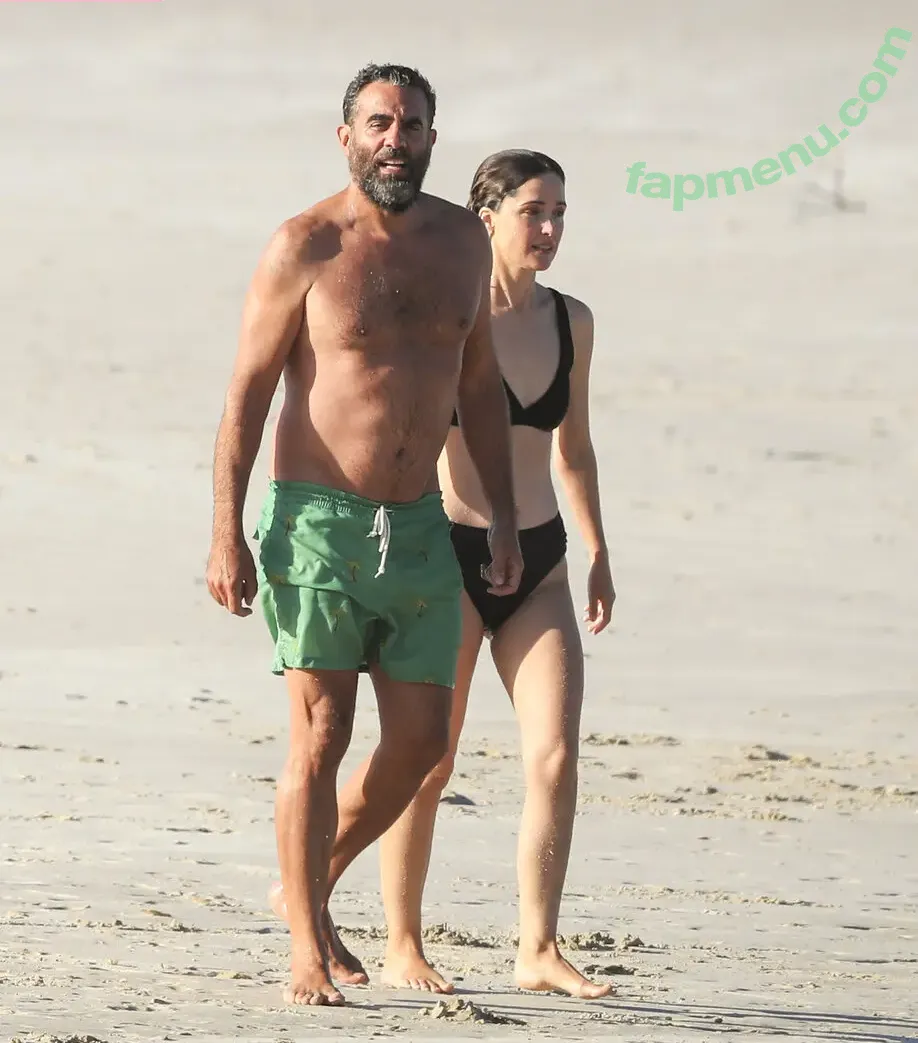 Rose Byrne nude photo #0430 (fullyrosebyrne)