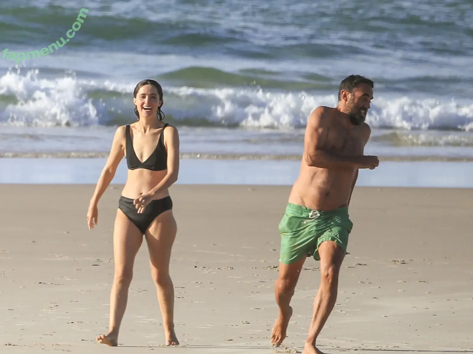 Rose Byrne nude photo #0432 (fullyrosebyrne)