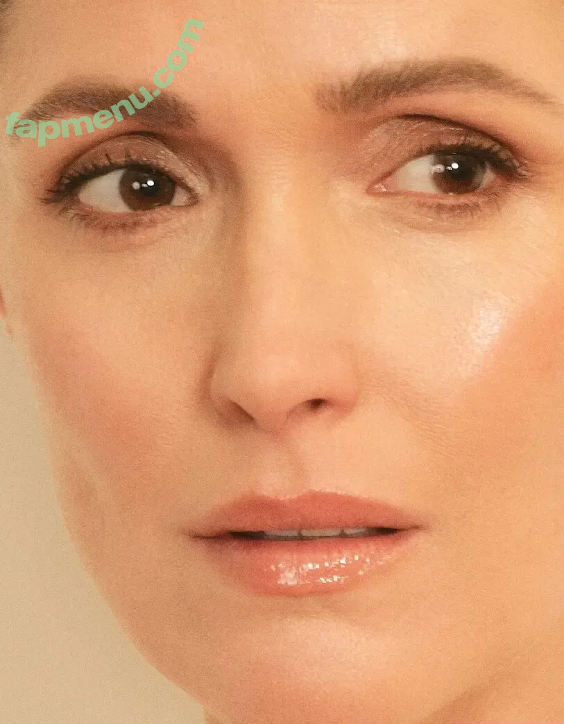 Rose Byrne nude photo #0442 (fullyrosebyrne)