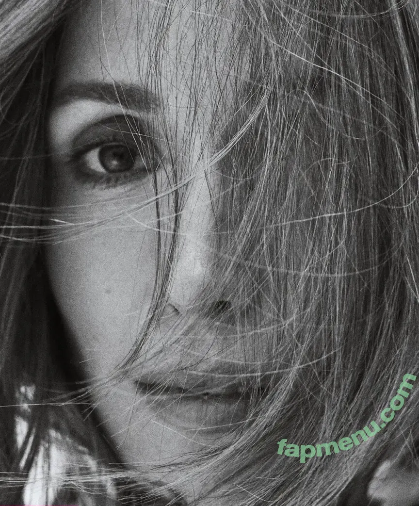 Rose Byrne nude photo #0482 (fullyrosebyrne)