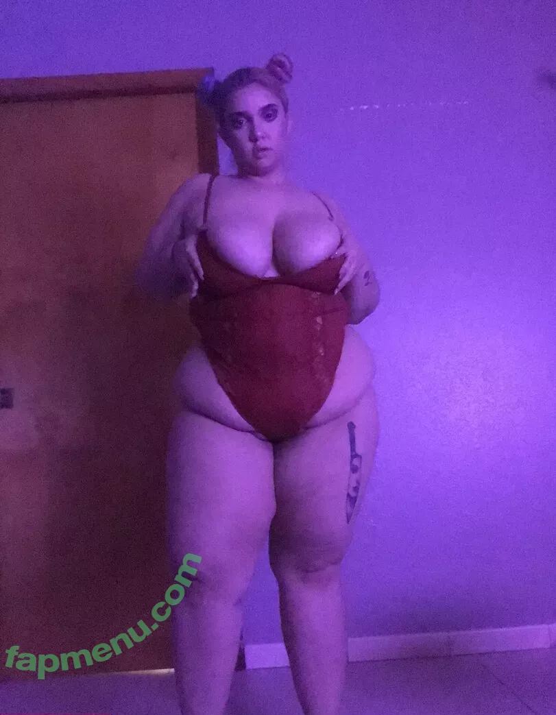 rose_d_kush nude photo #0007 (rosedkush__)