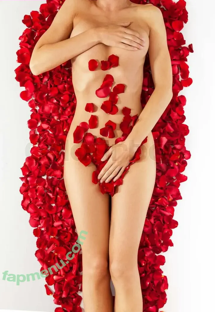 Rose Heart nude photo #0001 (Rose Heart)