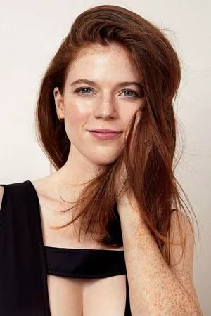 Rose Leslie / roseleslie_got nude photo #0041