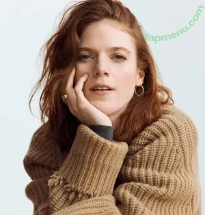 Rose Leslie / roseleslie_got nude photo #0064