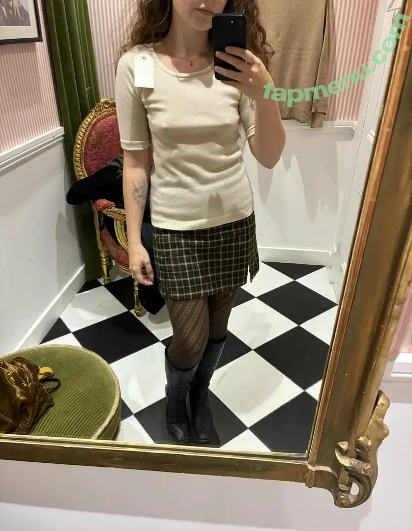 Rose Lyddon nude photo #0005 (Providenceluvr / roselyddon)