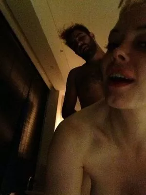 Rose Mcgowan / rosemcgowan nude photo #0033