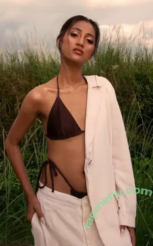  nude photo #0001