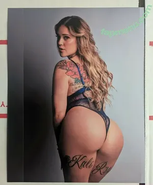  nude photo #0001