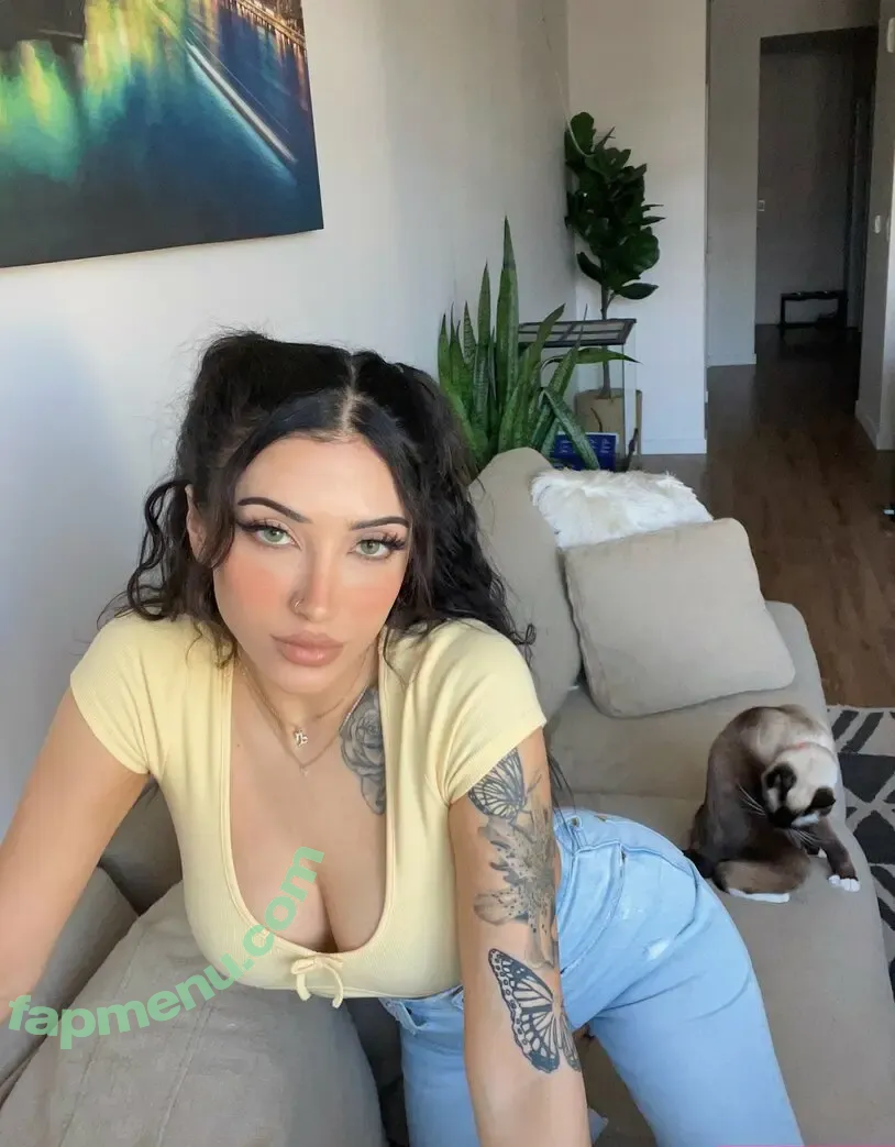 Rose Zara nude photo #0017 (cupofchaii / cupofchaiii / rose.zara)