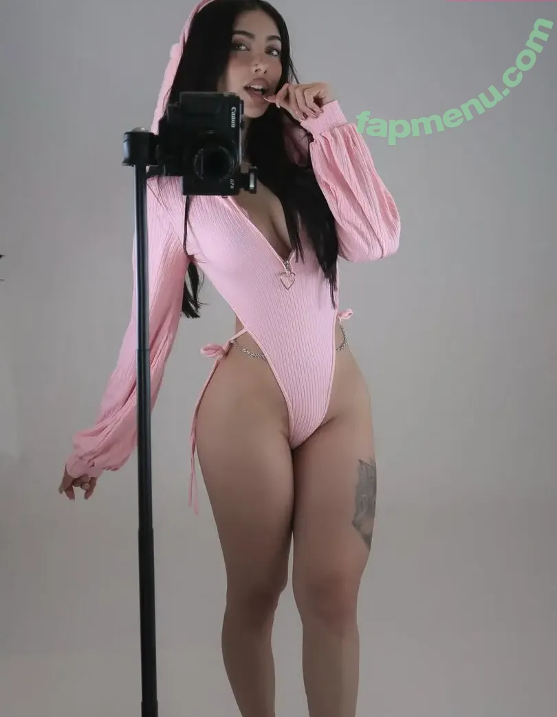 Rose.zara nude photo #0007 (cupofchaii / cupofchaiii)