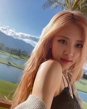 Rosé / Blackpink / rose477 / roses_are_rosie / theroseblissss nude photo #0020