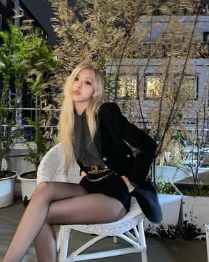 Rosé / Blackpink / rose477 / roses_are_rosie / theroseblissss nude photo #0033