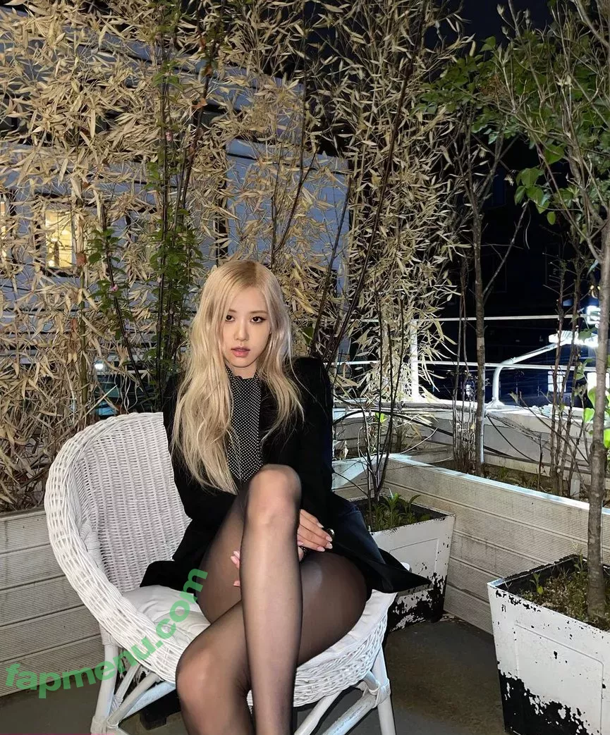 Rosé nude photo #0030 (Blackpink / rose477 / roses_are_rosie / theroseblissss)