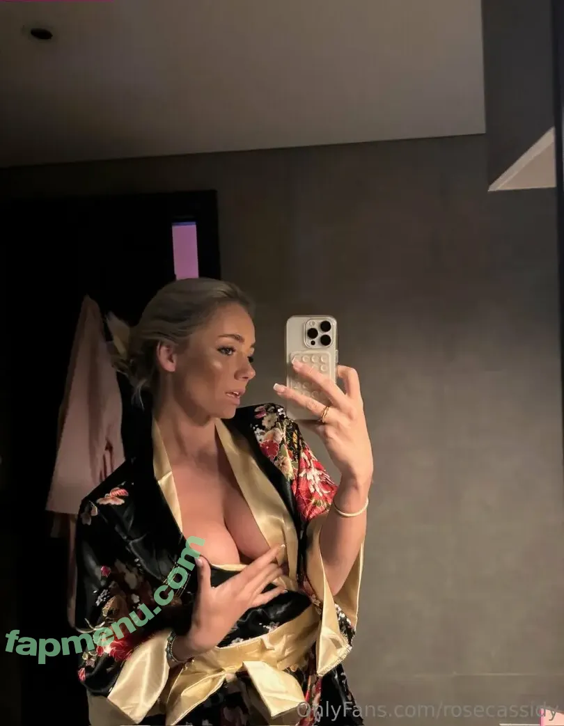rosecassidy nude photo #0001 (rose.cassidy1)