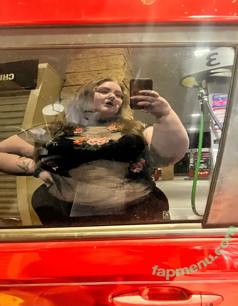 rosegoldbaby8 nude photo #0064 (rosegoldbaby8)