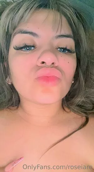 roseiaro / r.e.rosario nude photo #0035