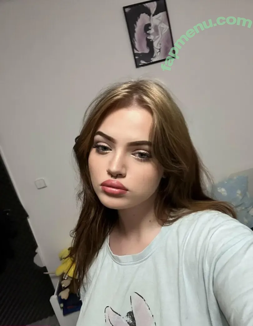 roselin.de nude photo #0011 (Roselinde0F / roselinde.de)