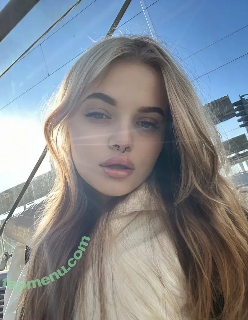 roselin.de nude photo #0029 (Roselinde0F / roselinde.de)