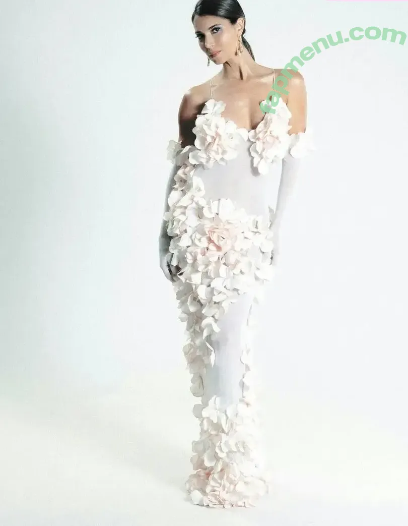 Roselyn Sanchez nude photo #0158 (roselyn_sanchez / supersanchez)