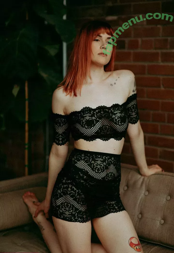 Rosemoontv nude photo #0048 (itsrosemoon / matchstickmagazine)
