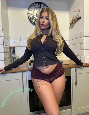 roseoftv / r.roseoftv nude photo #0153