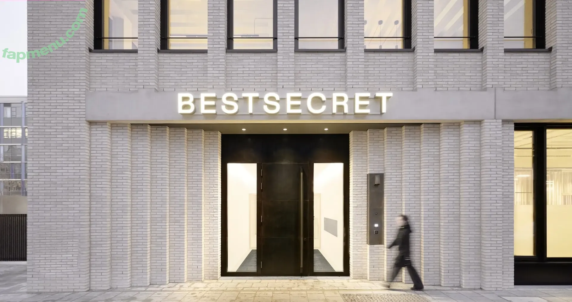 RoseyRoyyal nude photo #0023 (RoseyRoyyal)