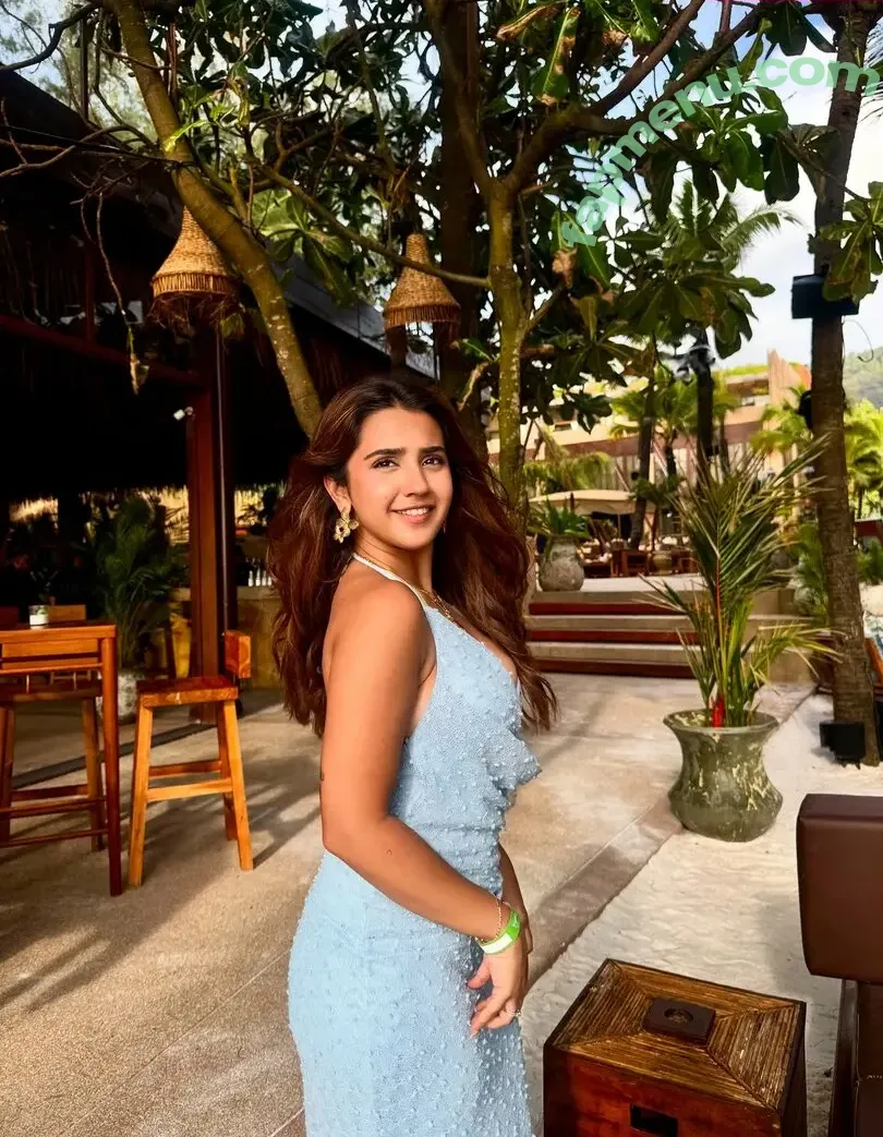 Roshni Walia nude photo #0053 (roshniwaliaa)