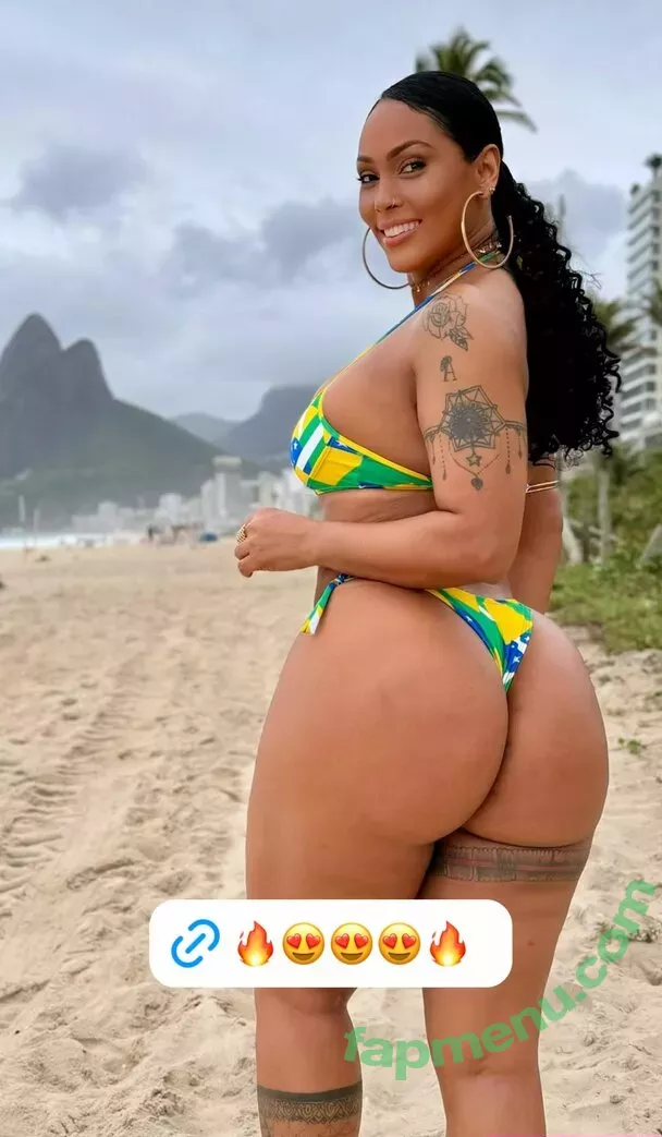 Rosiane Pinheiro nude photo #0969 (rosianepinheir / rosianepinheiro / rosypinheirotrans)