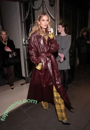 Rosie Huntington-Whiteley / Rosie Huntington Whiteley / rosiehw nude photo #1692