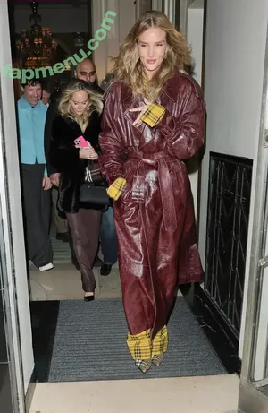 Rosie Huntington-Whiteley / Rosie Huntington Whiteley / rosiehw nude photo #1704