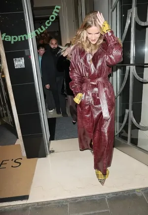 Rosie Huntington-Whiteley / Rosie Huntington Whiteley / rosiehw nude photo #1706